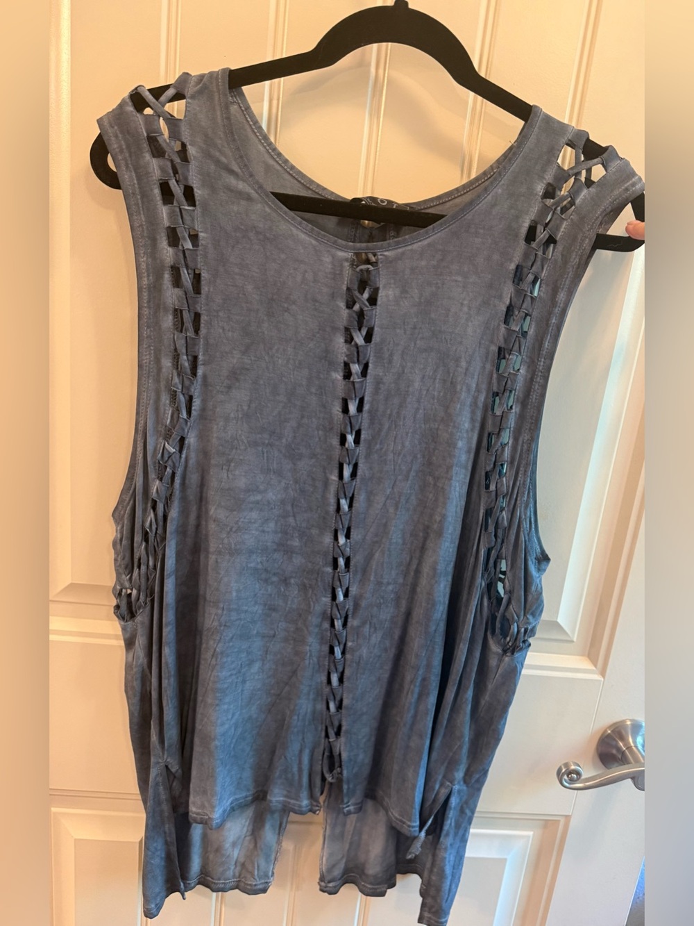 New without Tags Women’s Blue Sleeveless Lattice-Detail Tunic Top